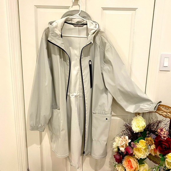 Zara Other - Zara man raincoat long